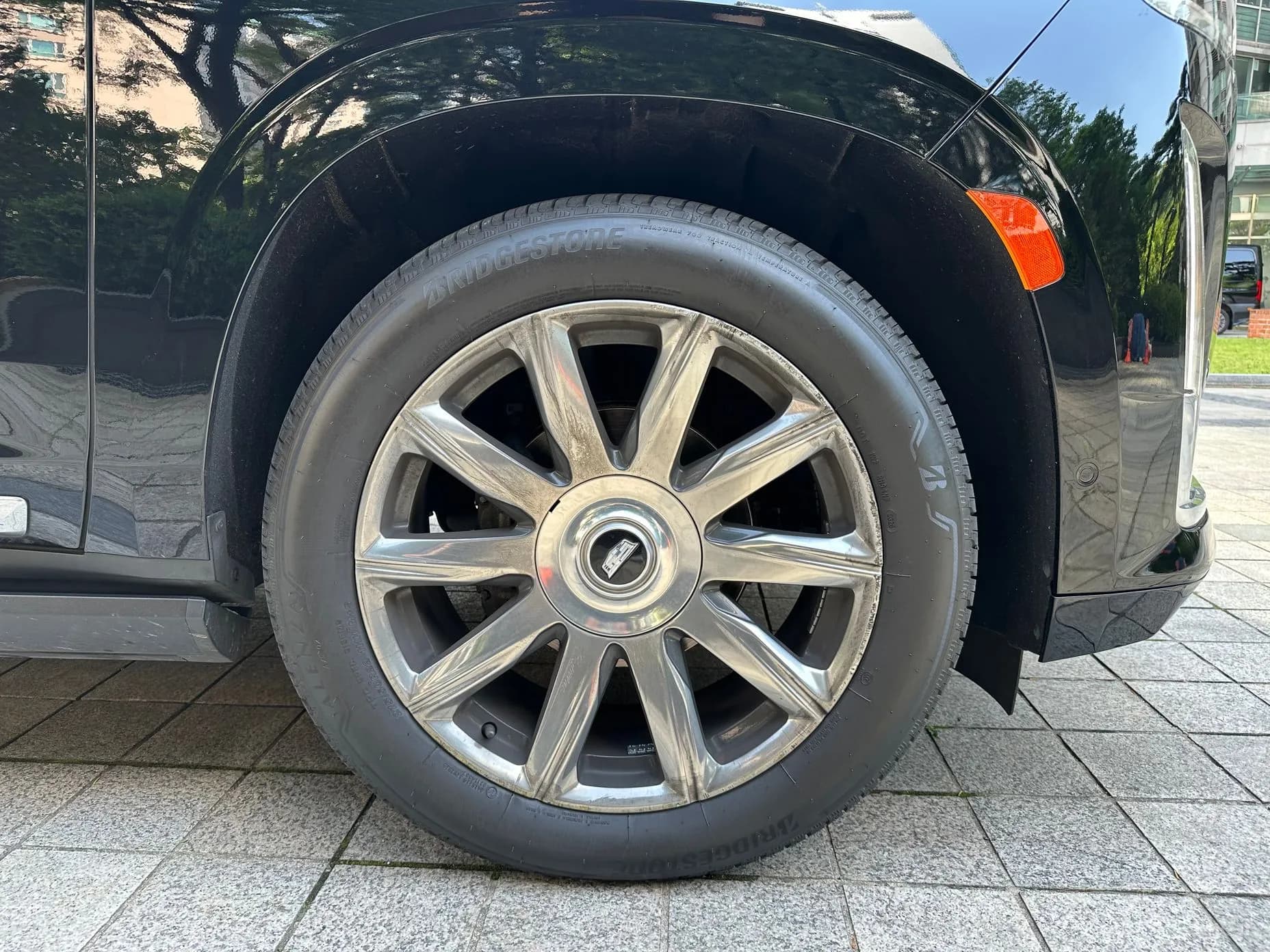 Escalade 5th Generation