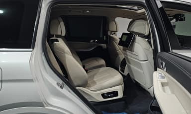 X7 (G07)