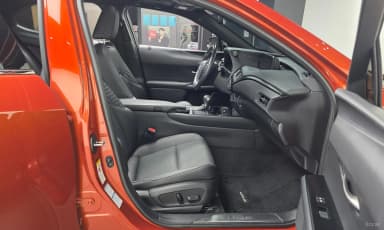 UX250h