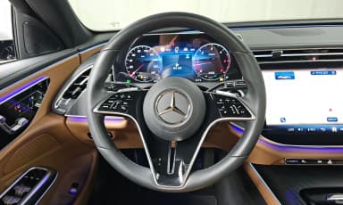 E-Class W214