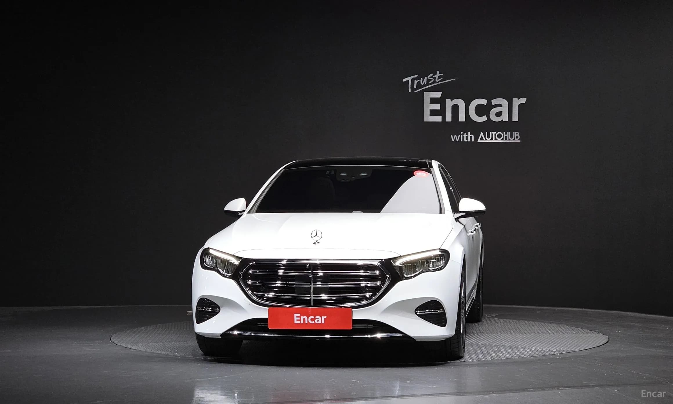 E-Class W214