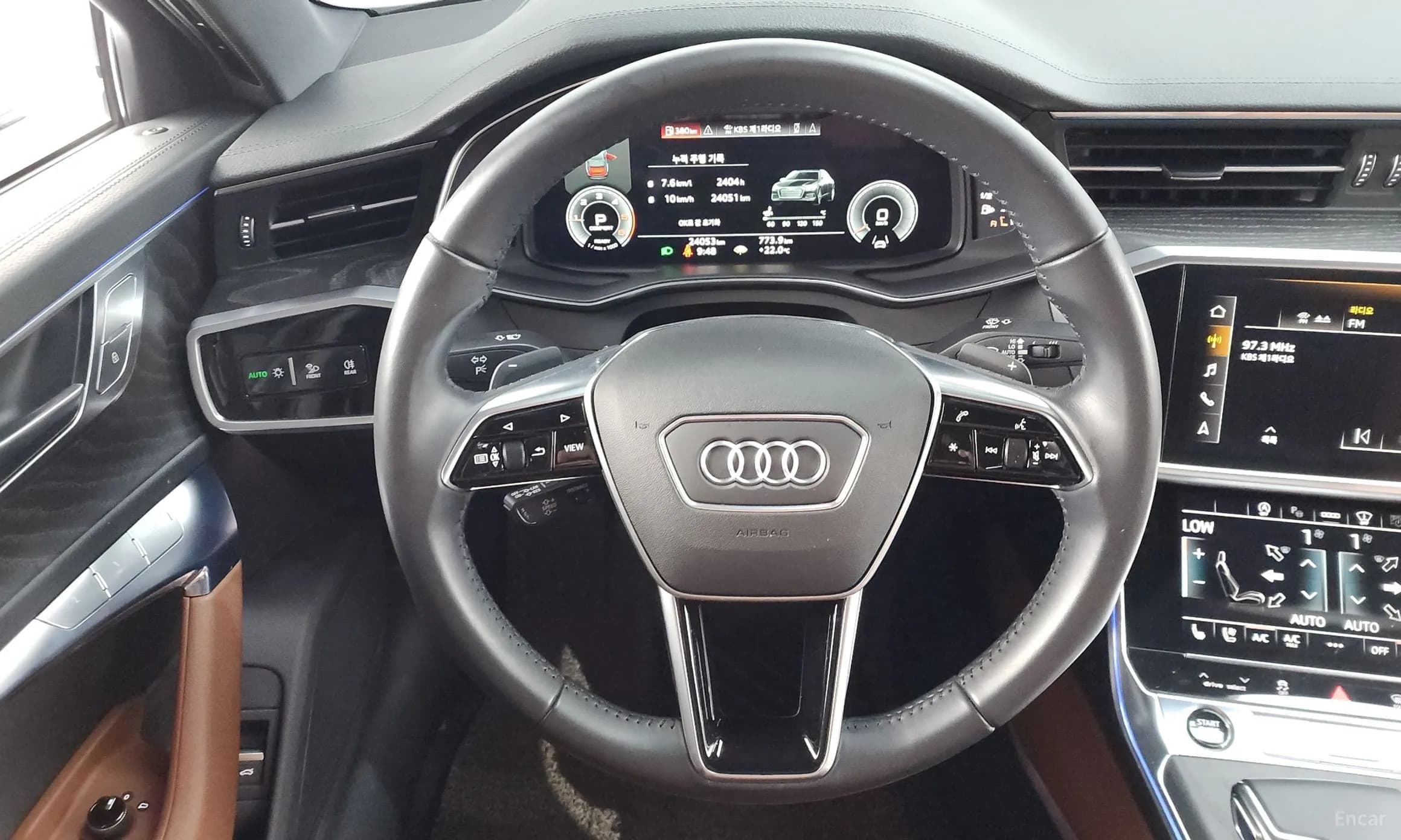 A6 (C8)