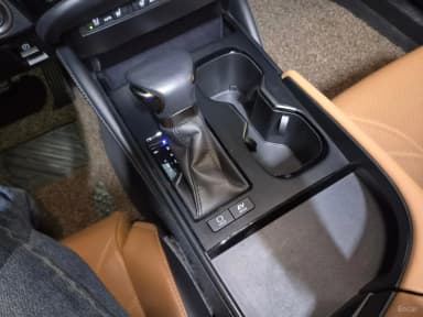 ES300h 7th Generation