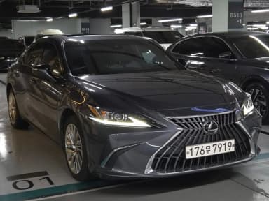 ES300h 7th Generation