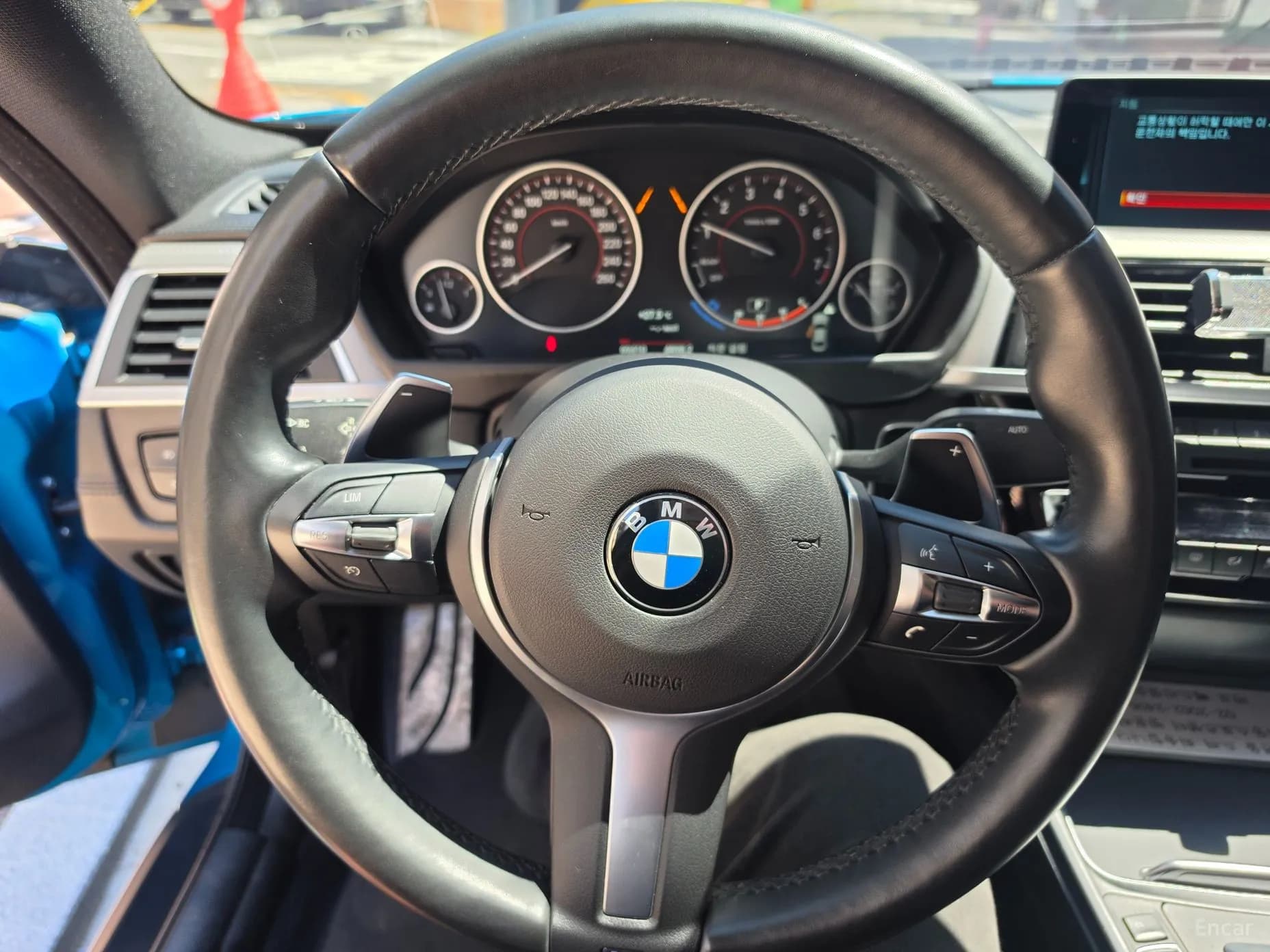Series 4 (F32)
