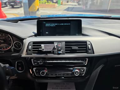 Series 4 (F32)