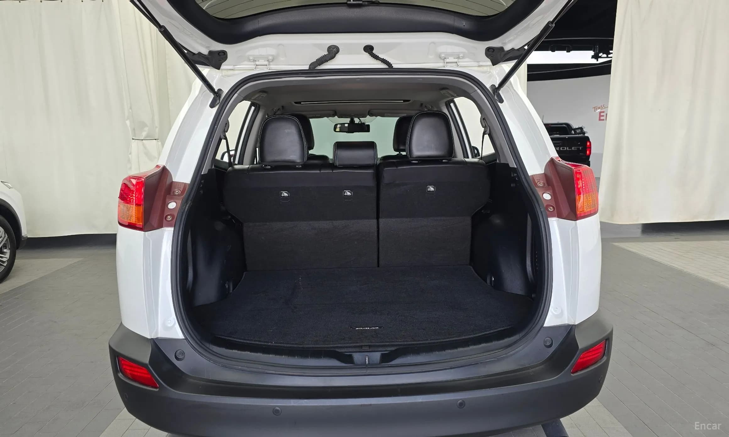 RAV4