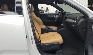 XC40