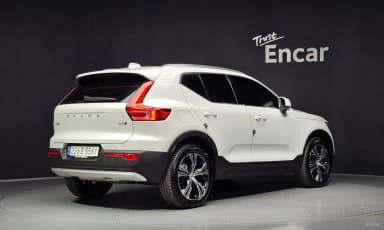 XC40