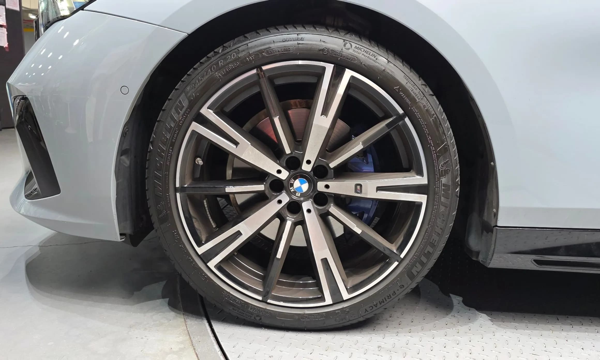 5 Series (G60)