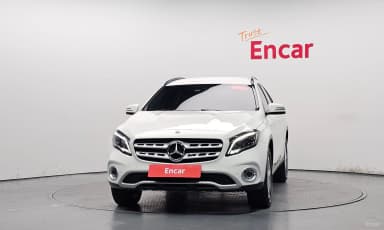 GLA-Class X156