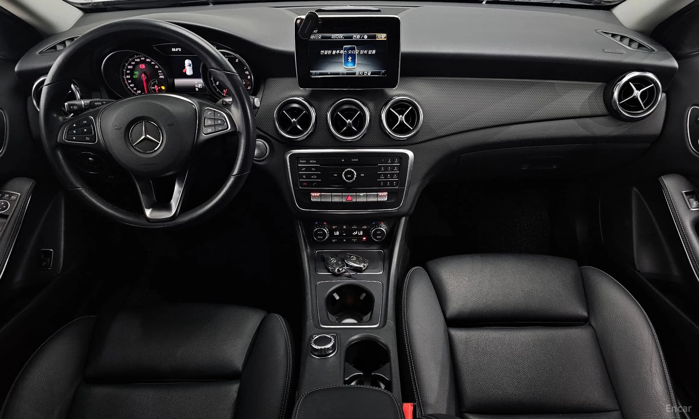 GLA-Class X156