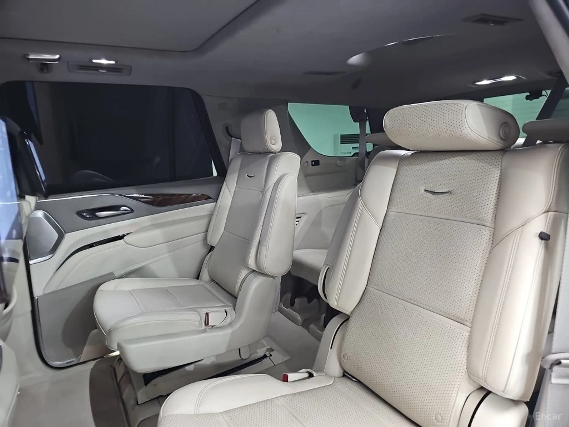 Escalade 5th Generation