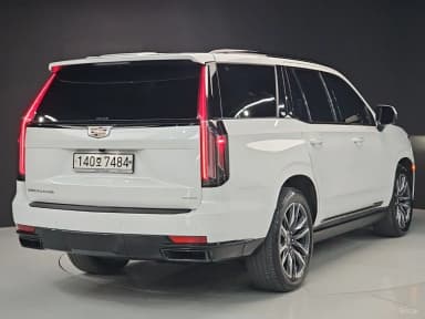 Escalade 5th Generation