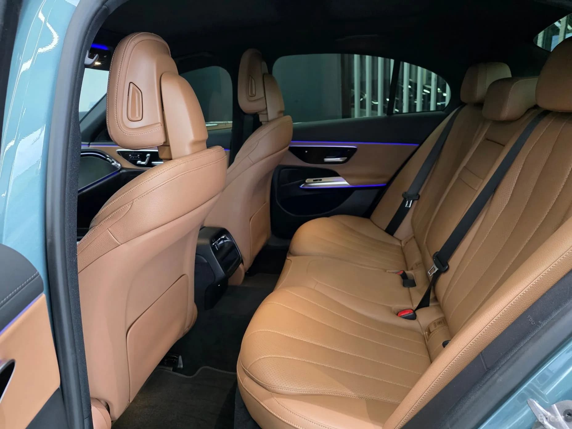 E-Class W214