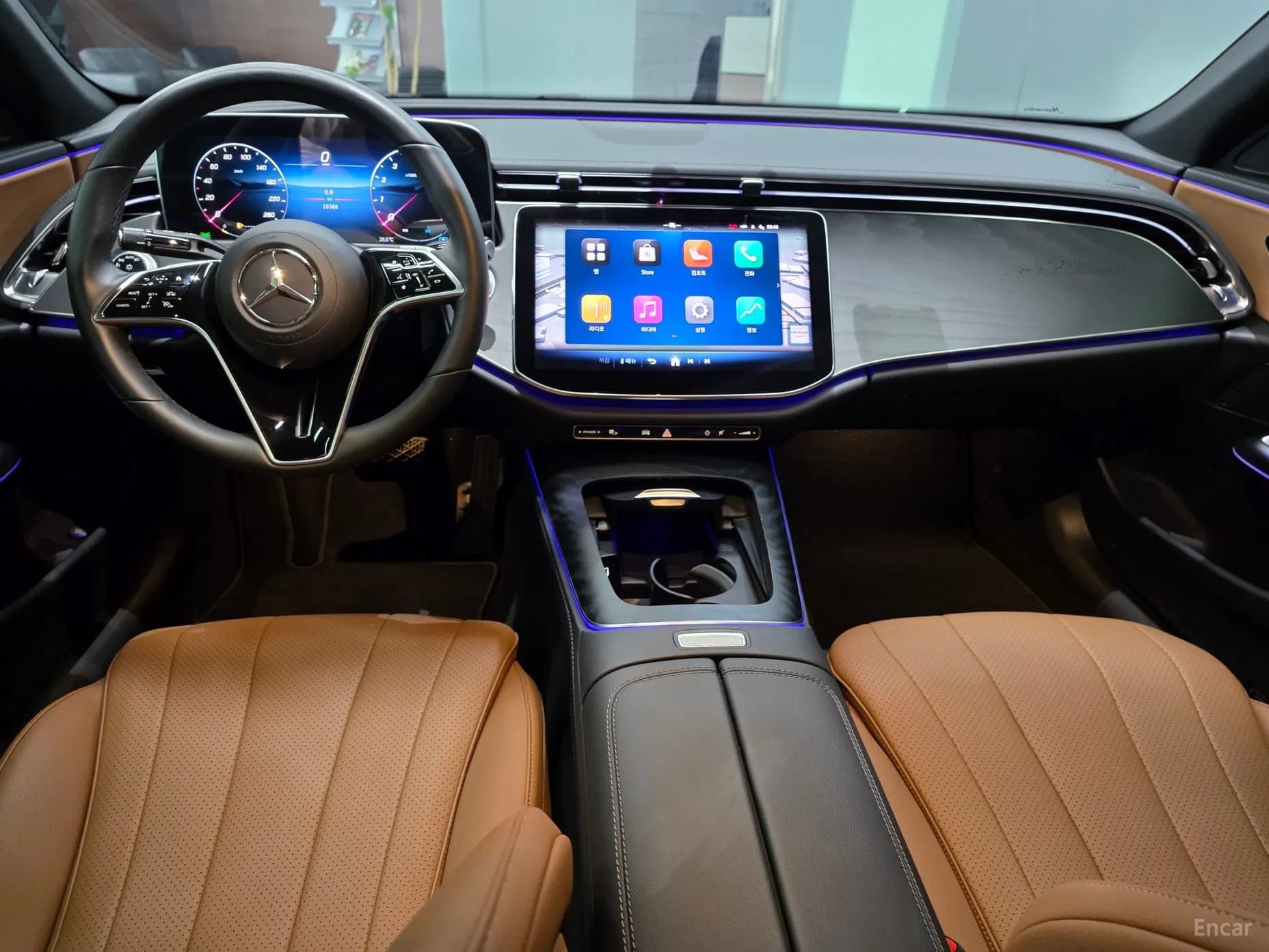 E-Class W214