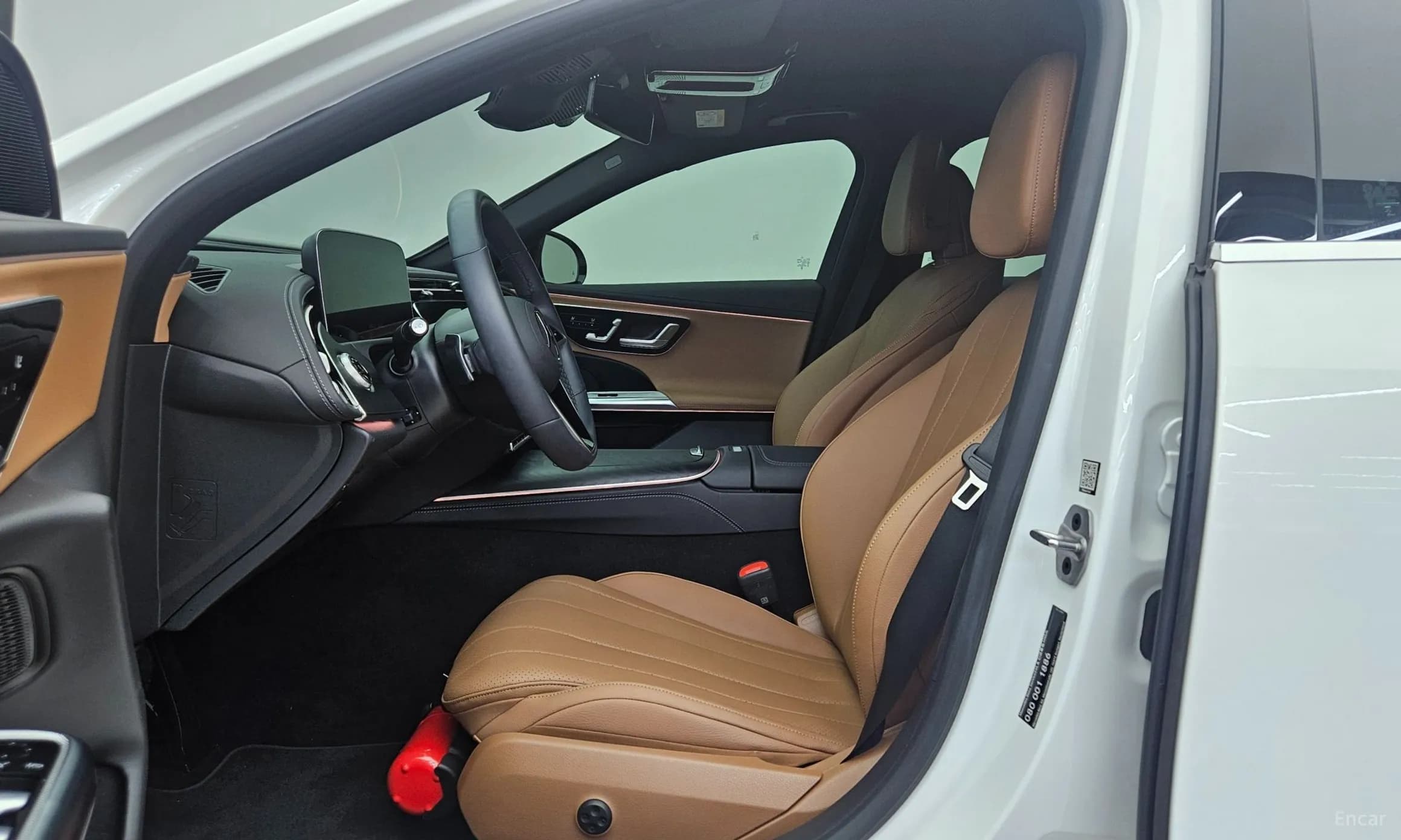E-Class W214
