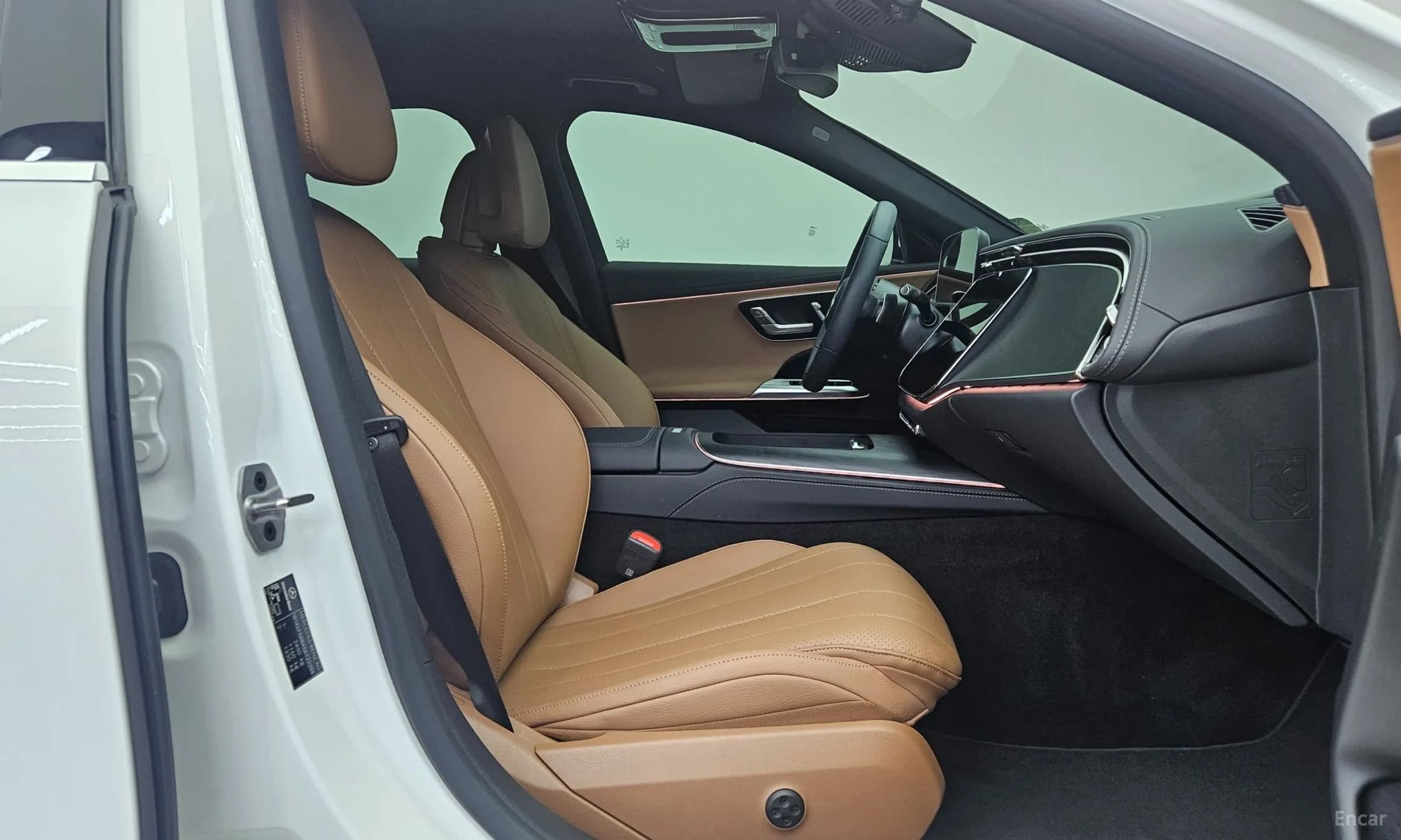 E-Class W214
