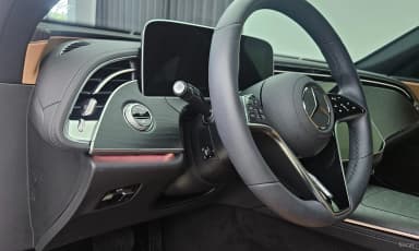 E-Class W214