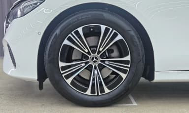 E-Class W214