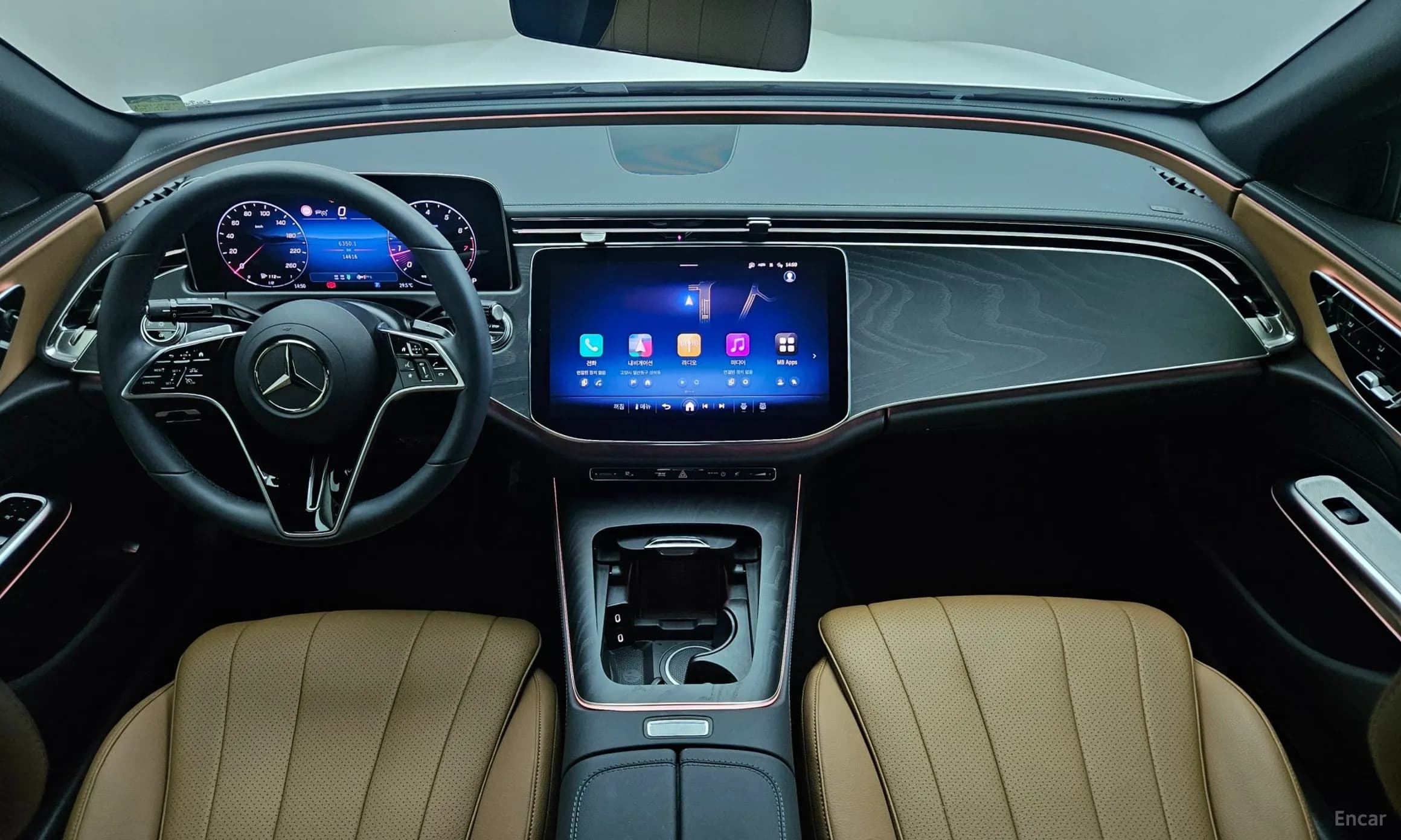 E-Class W214