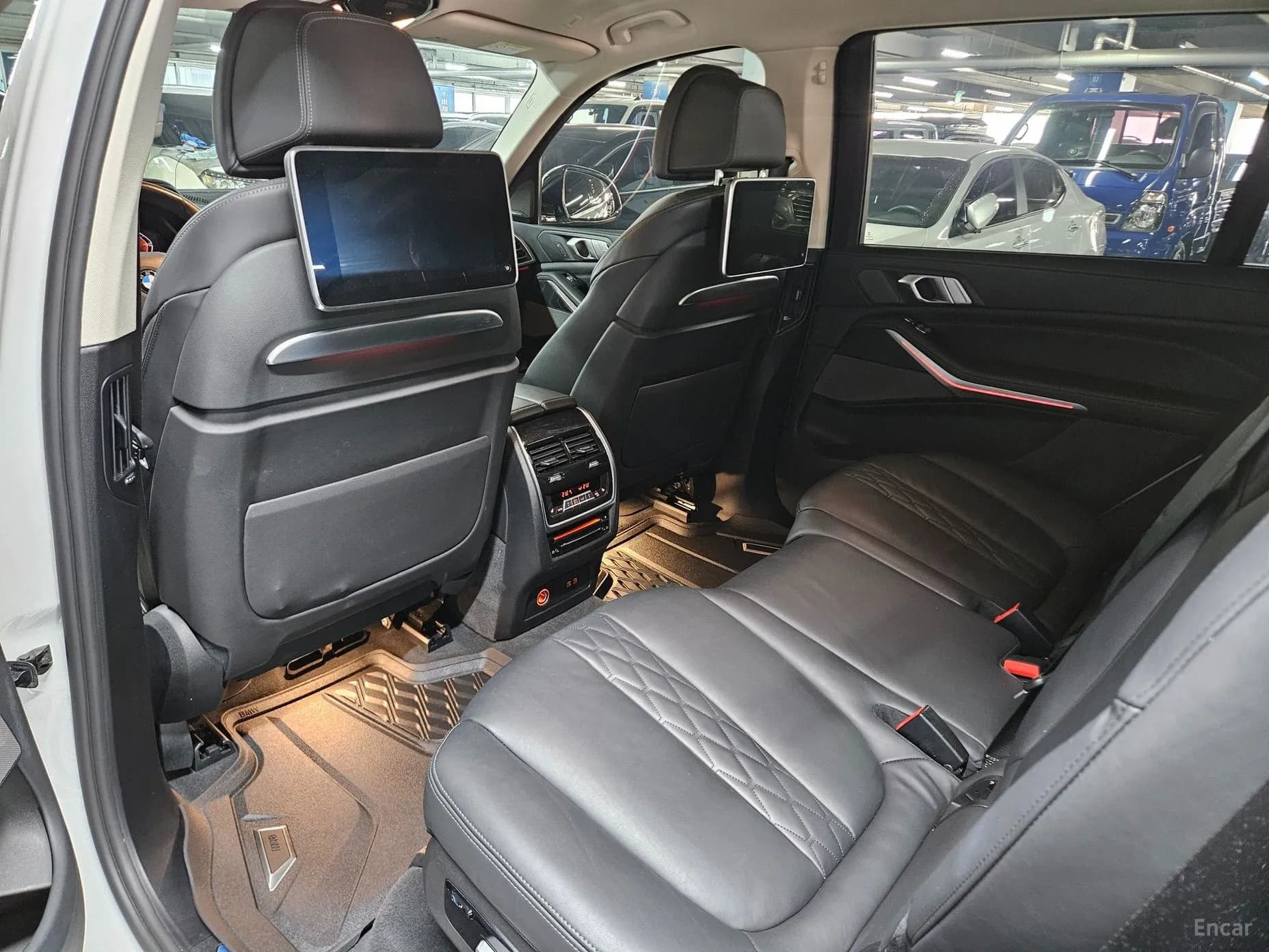 X7 (G07)