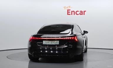 e-tron GT
