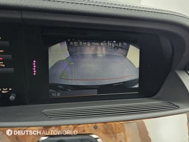 S-Class W221