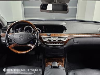 S-Class W221