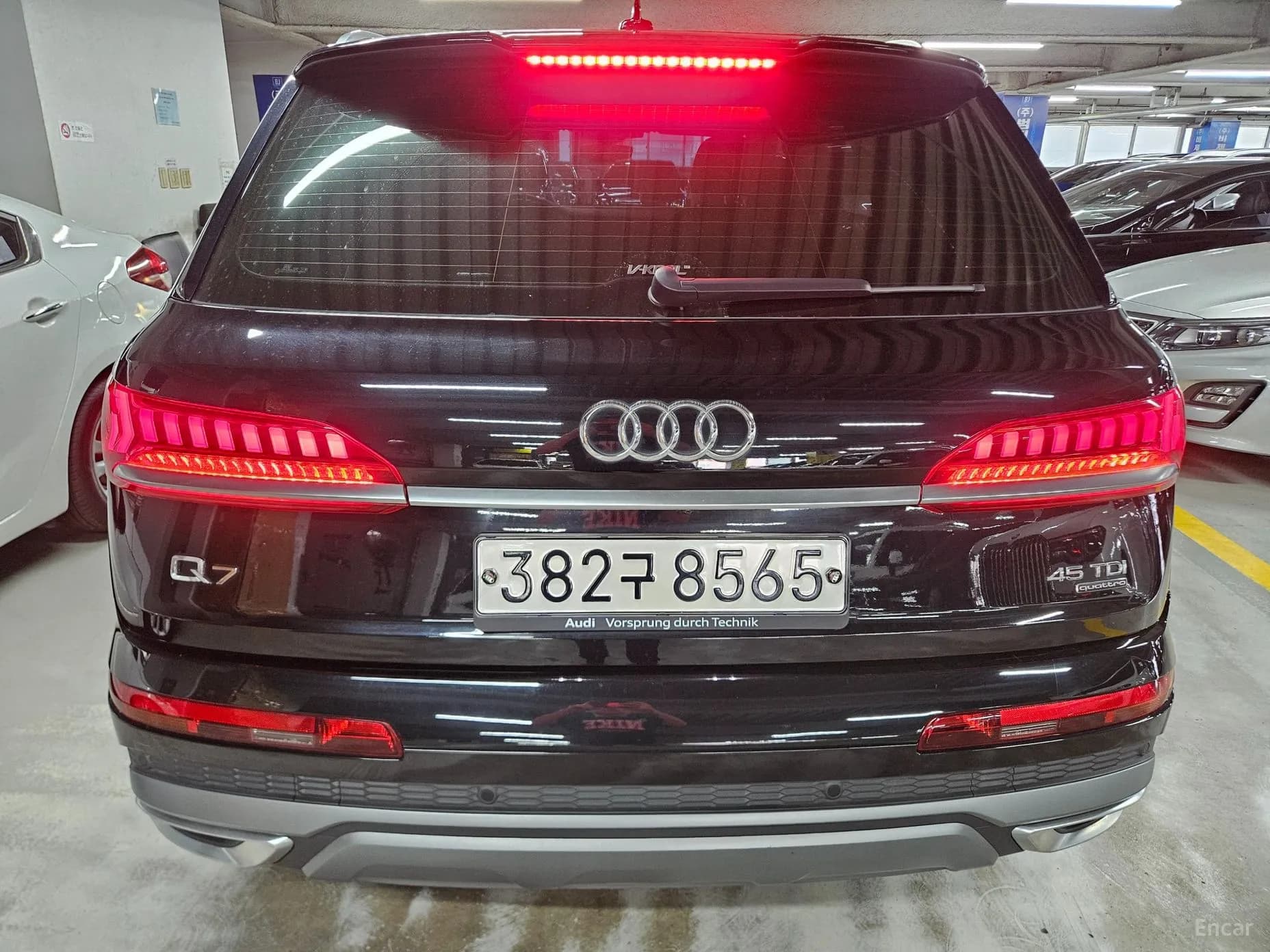Q7 (4M)