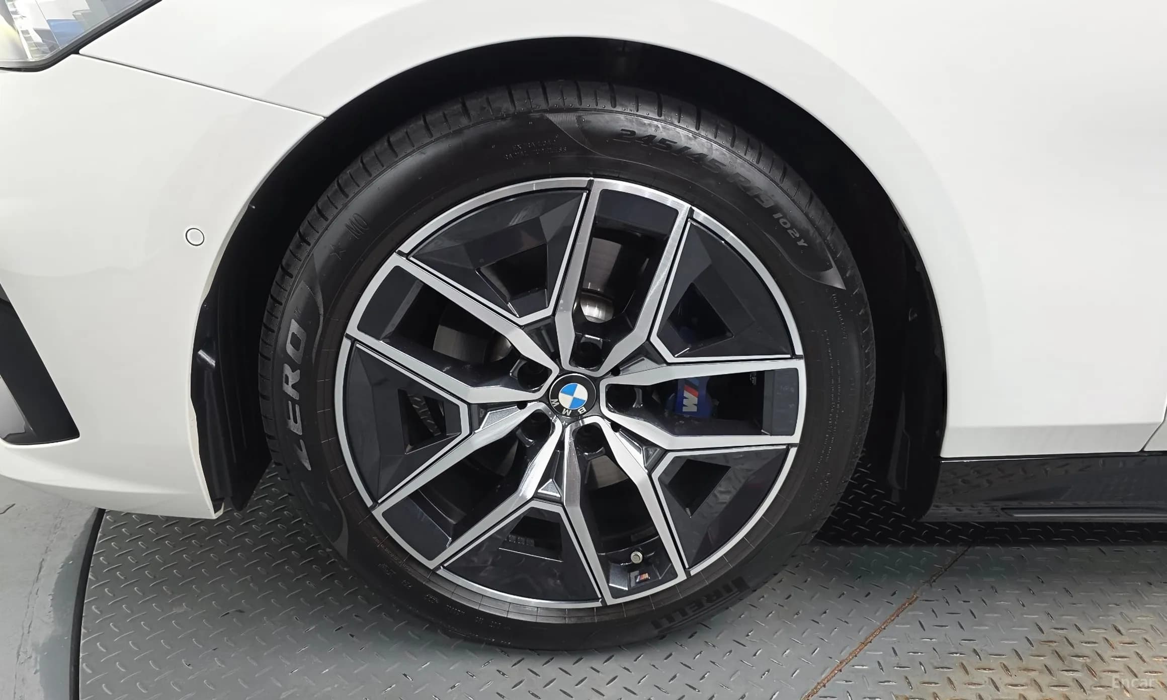 5 Series (G60)