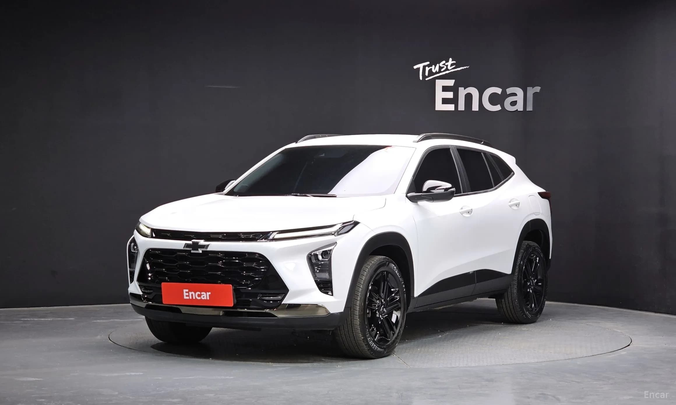 Trax Crossover
