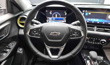 Trax Crossover