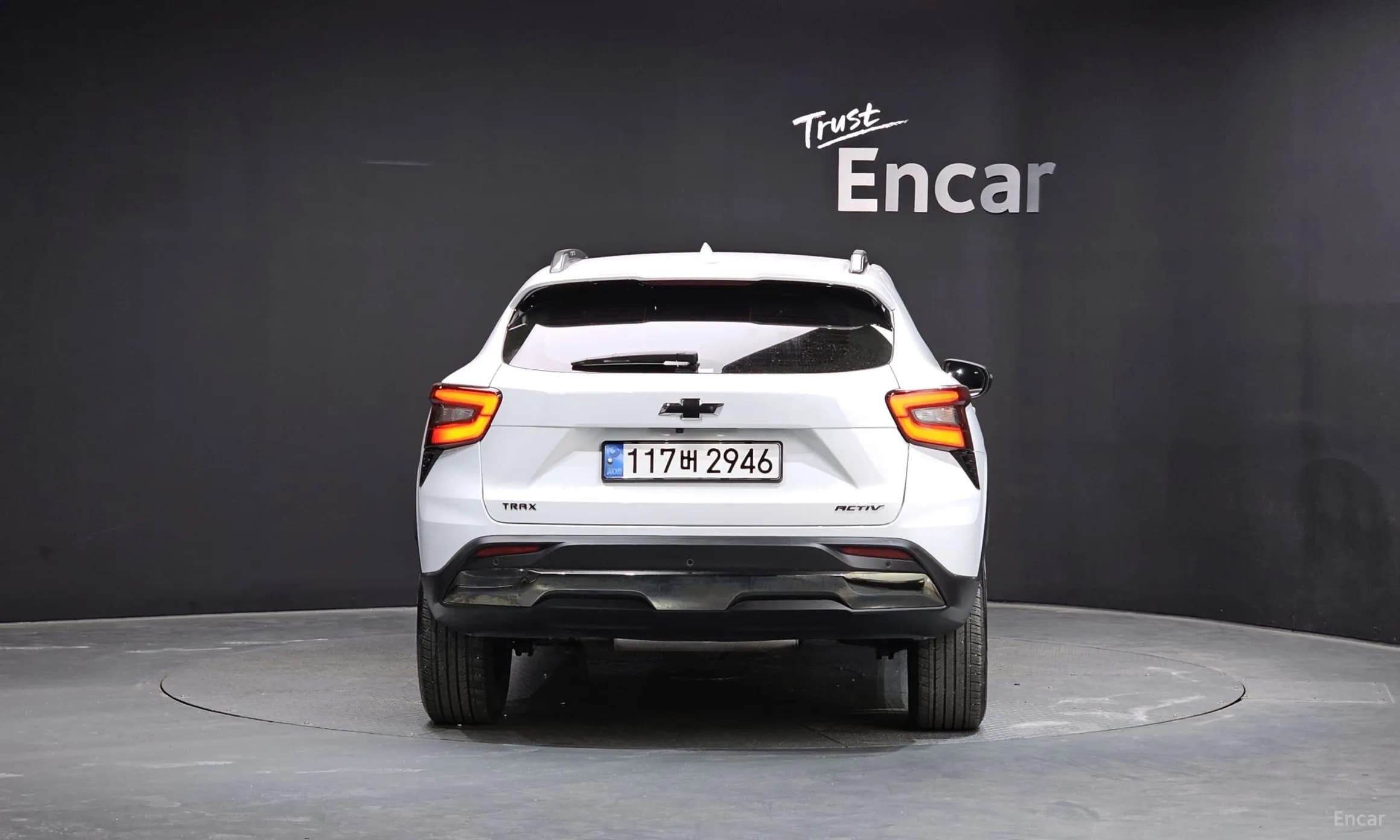 Trax Crossover