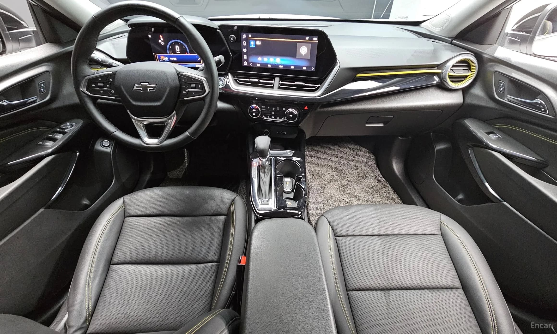 Trax Crossover
