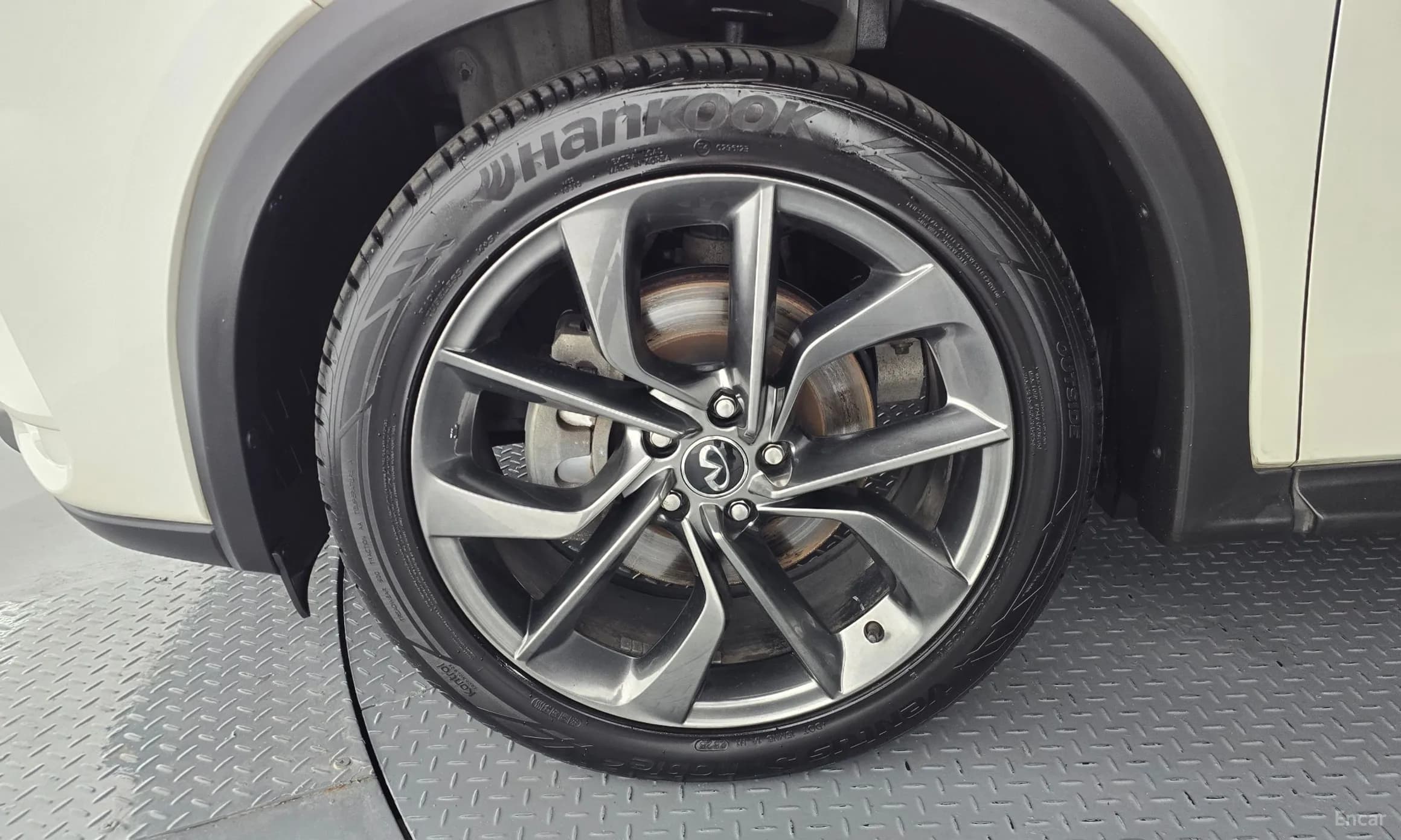 QX50 (P71A)