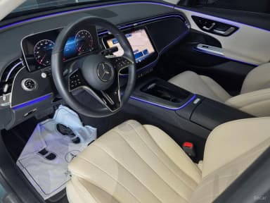 E-Class W214