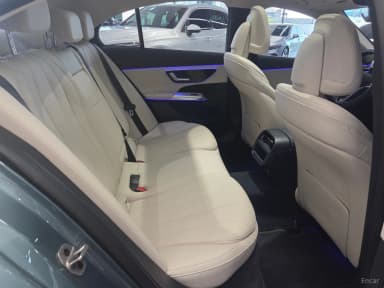 E-Class W214
