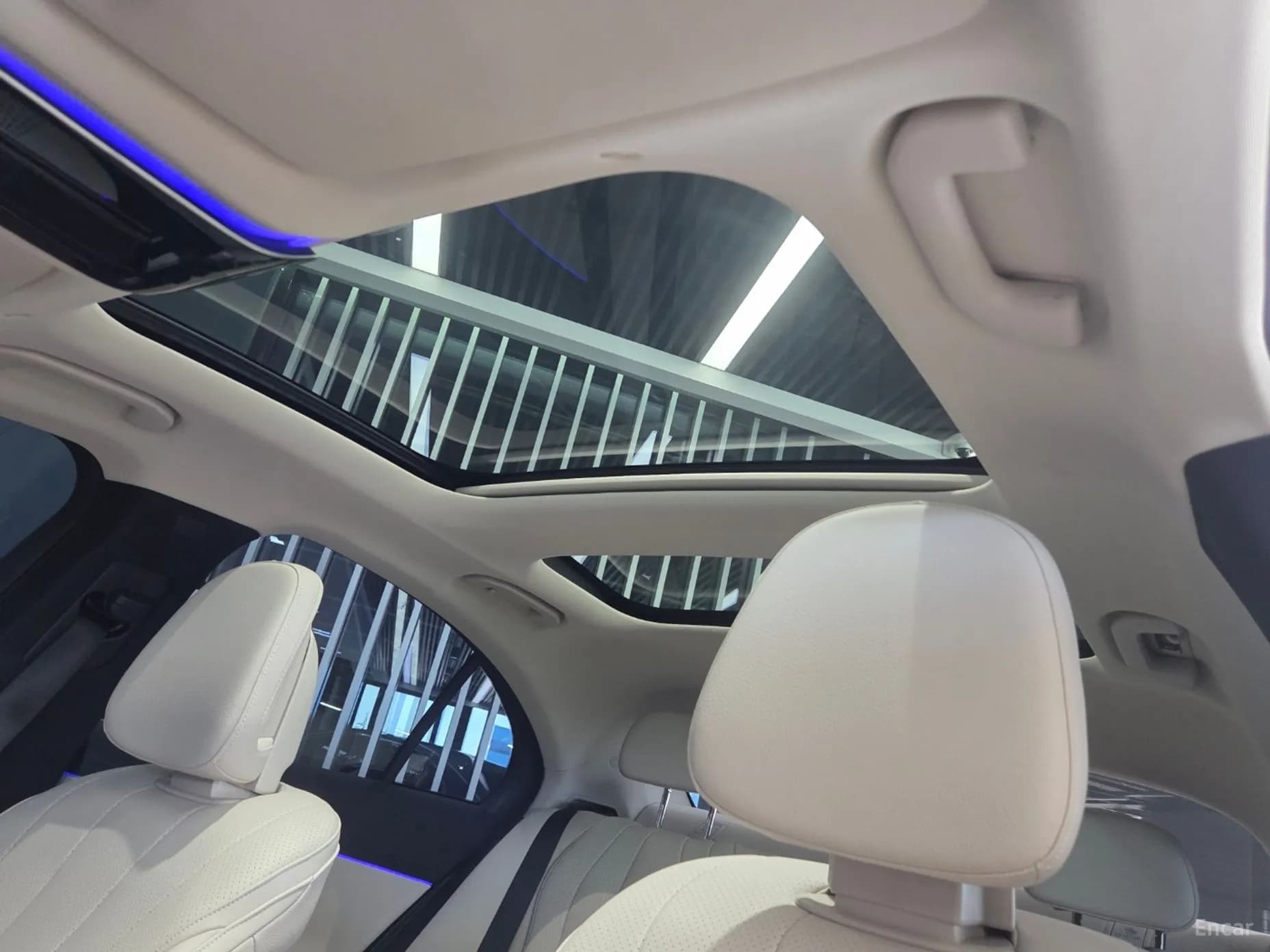 E-Class W214