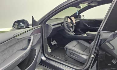 Model Y