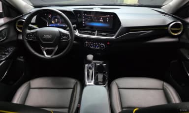 Trax Crossover