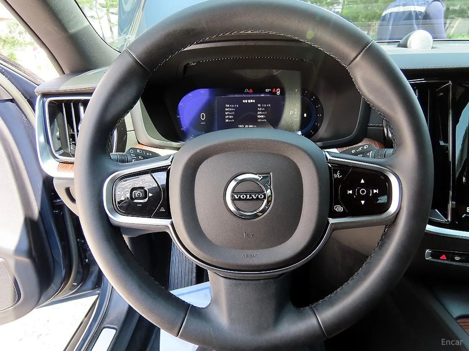 V60 Cross-Country 2nd Generation