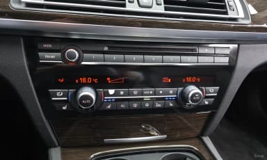 7 Series (F01)