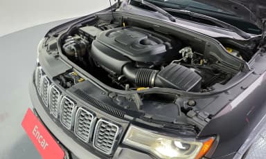 Grand Cherokee