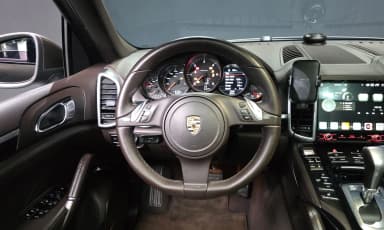 New Cayenne