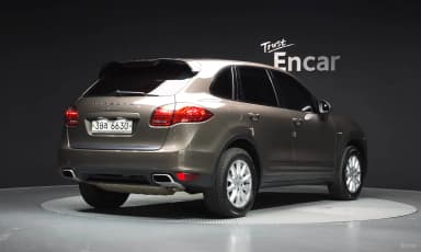 New Cayenne