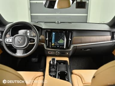S90