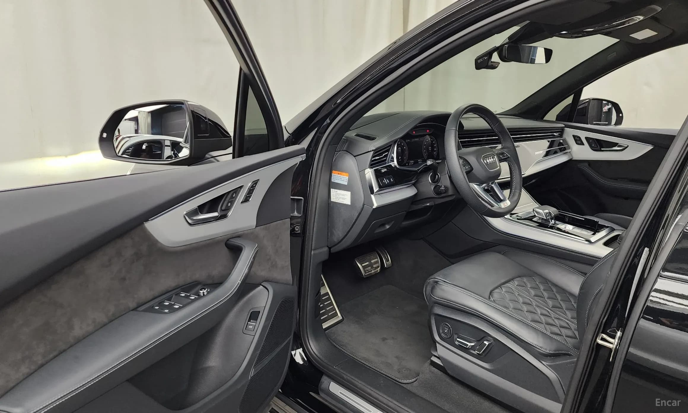 Q7 (4M)