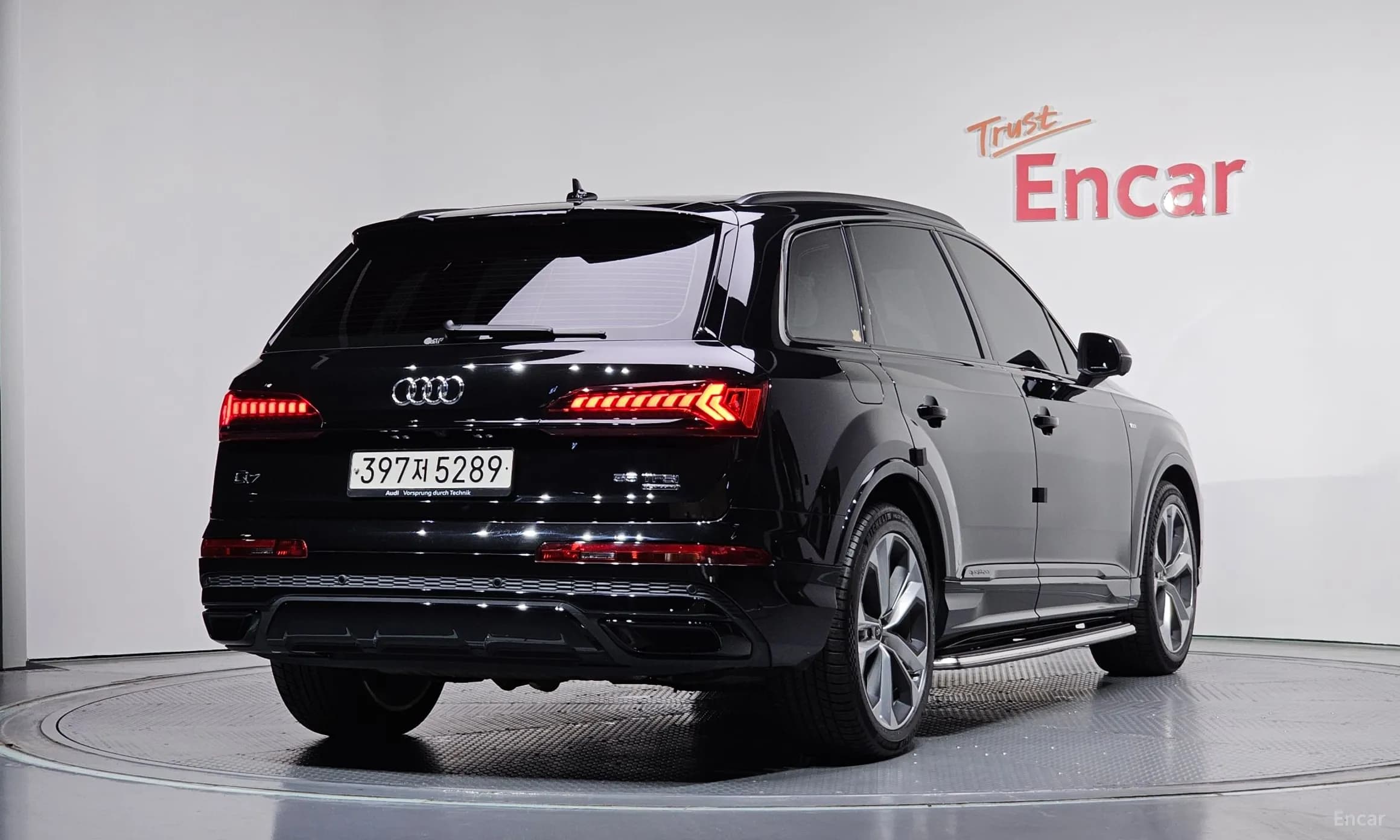 Q7 (4M)