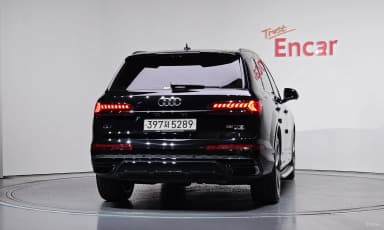 Q7 (4M)